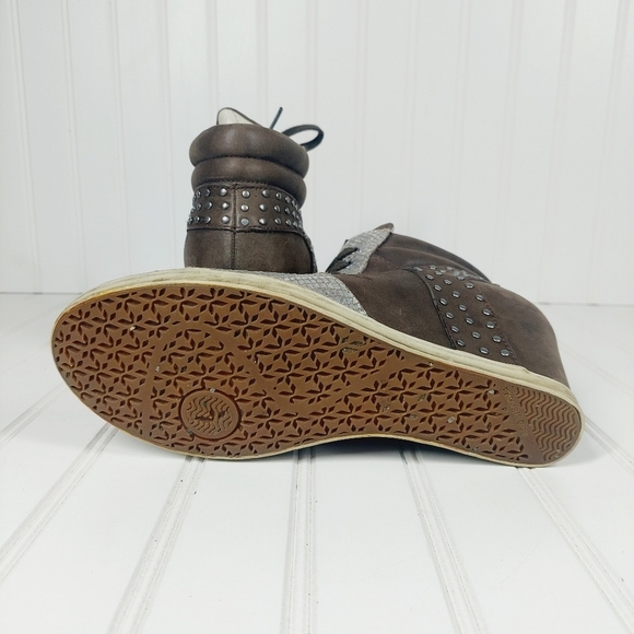 KOOLABURRA UGG Tan Leather Studded Wedge Sneakers Booties E511 - Picture 12 of 14